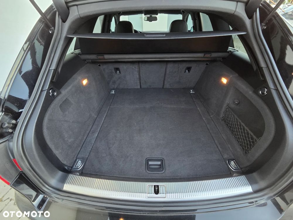 Audi A4 Avant 2.0 TDI DPF clean diesel quattro S tronic S line Sportpaket - 17