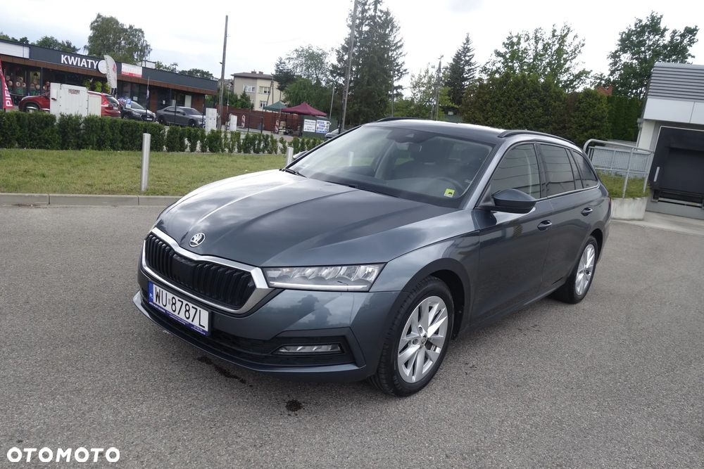 Skoda Octavia 2.0 TDI Ambition DSG - 1