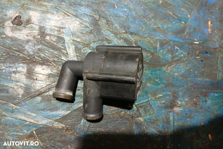 Pompa recirculare apa 5N0965561 5N0965561 Volkswagen VW Passat B6 [20 - 3