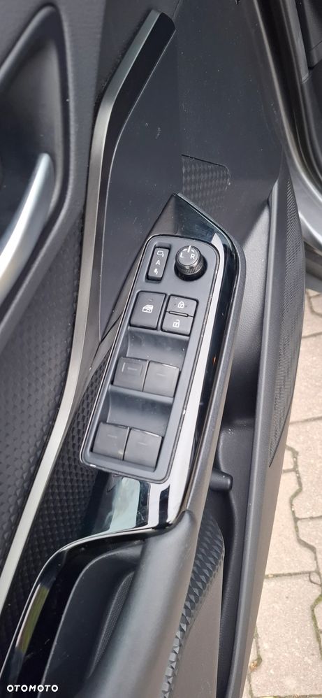 Toyota C-HR 1.8 Hybrid Dynamic - 23