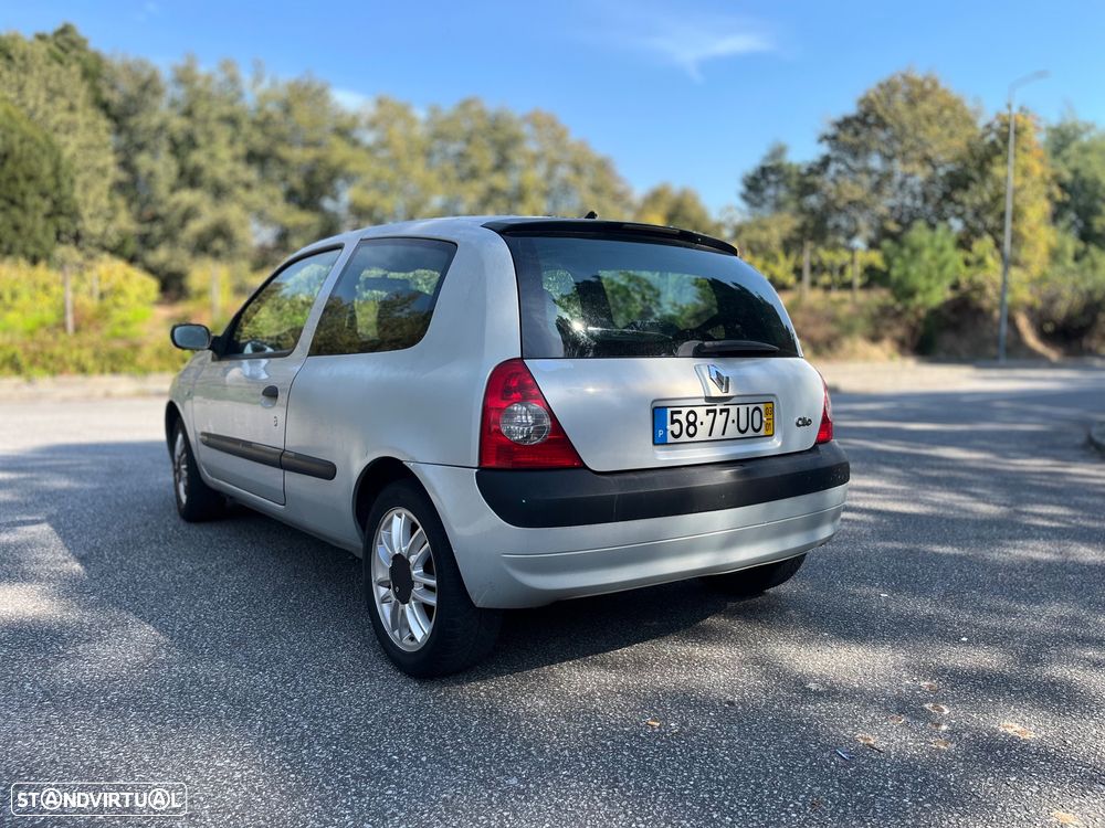 Renault Clio 1.5 dCi Confort Dynamique - 8
