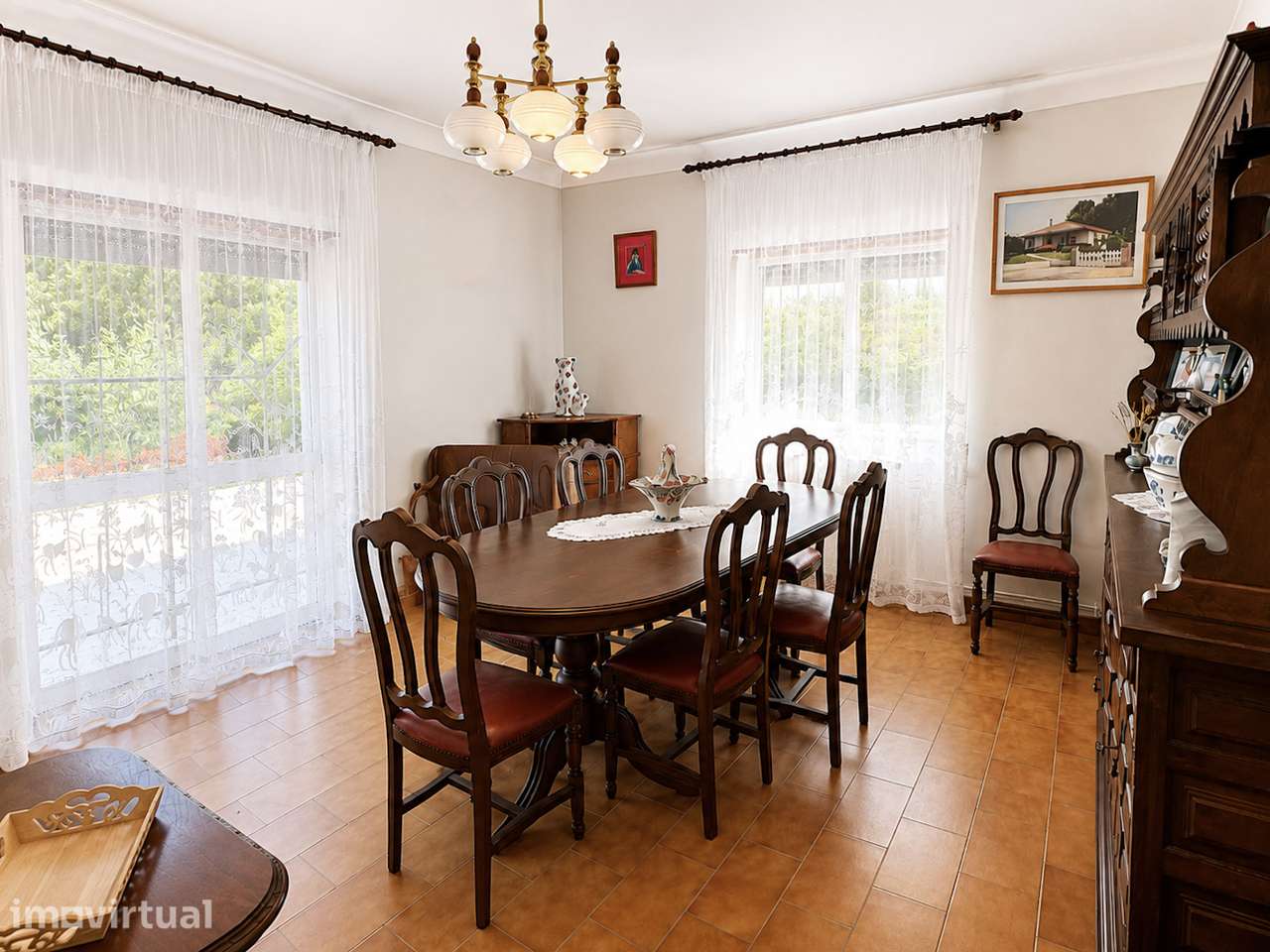 Moradia isolada T2 com jardim e garagem - Grande imagem: 2/20
