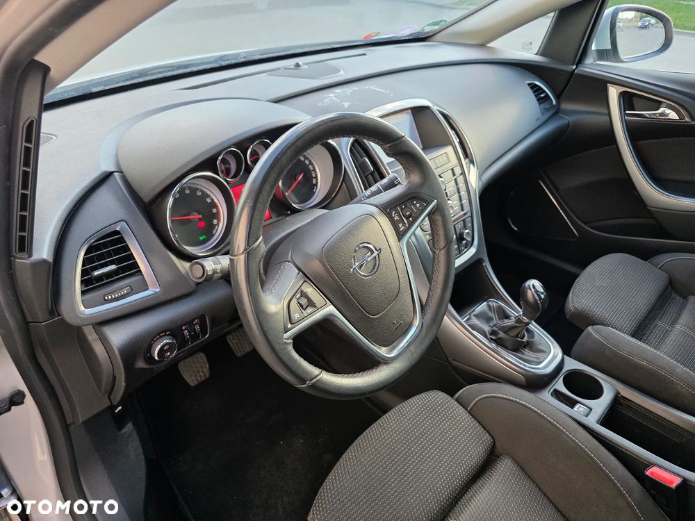 Opel Astra 1.4 Turbo - 16