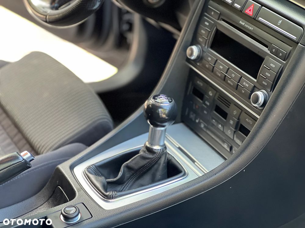 Audi A4 Avant 1.8T Quattro - 11