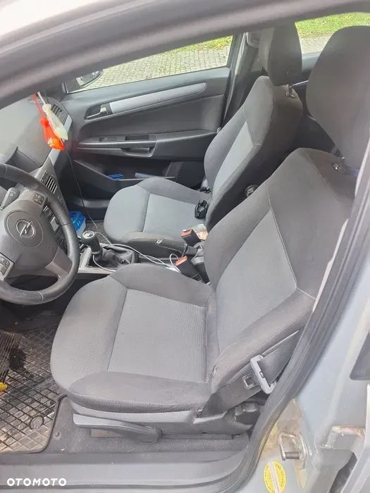 Opel Astra - 8