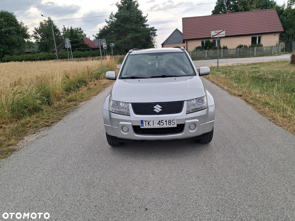 Suzuki Grand Vitara 2.0 Comfort + - 3