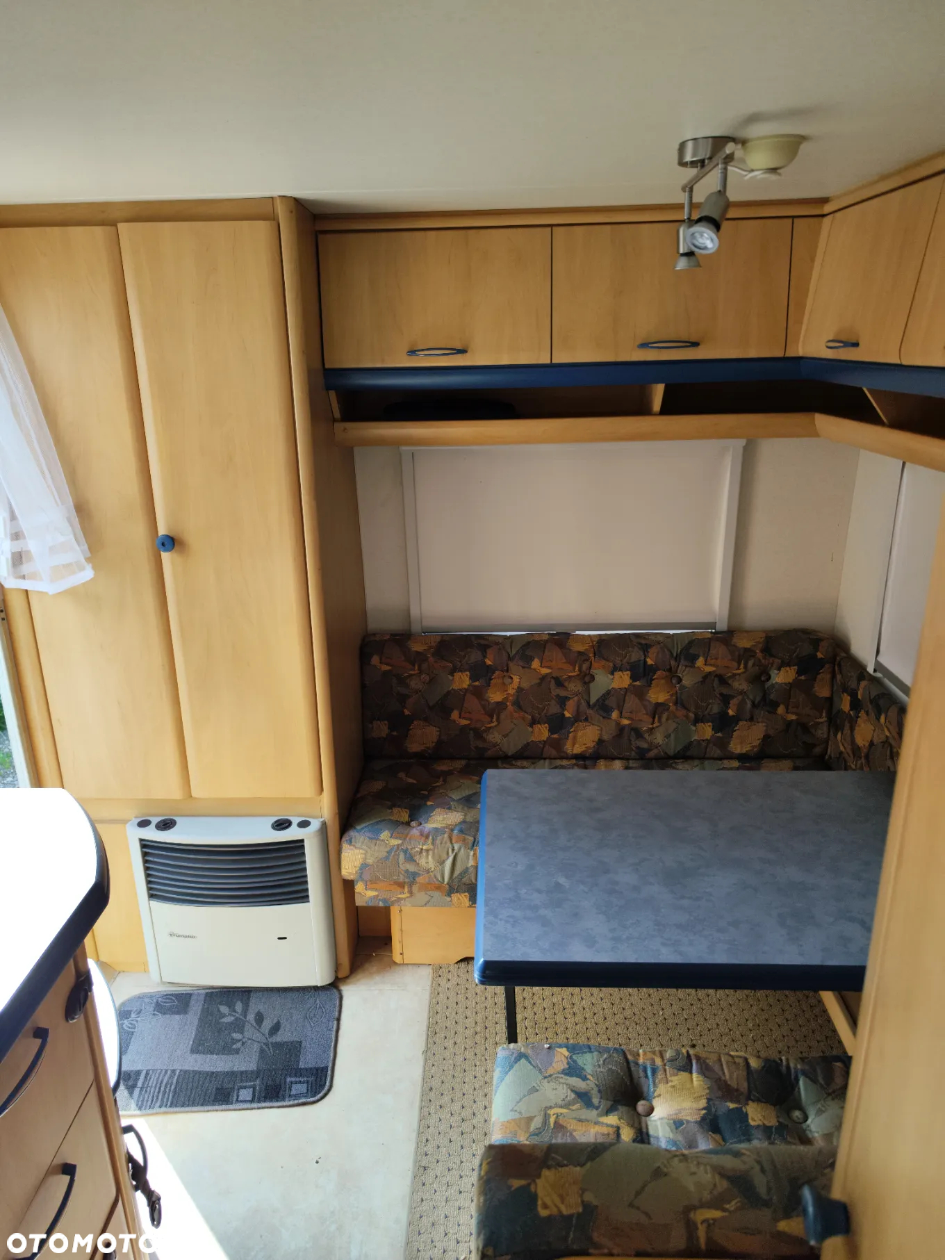 Hobby De Luxe 440 - 8