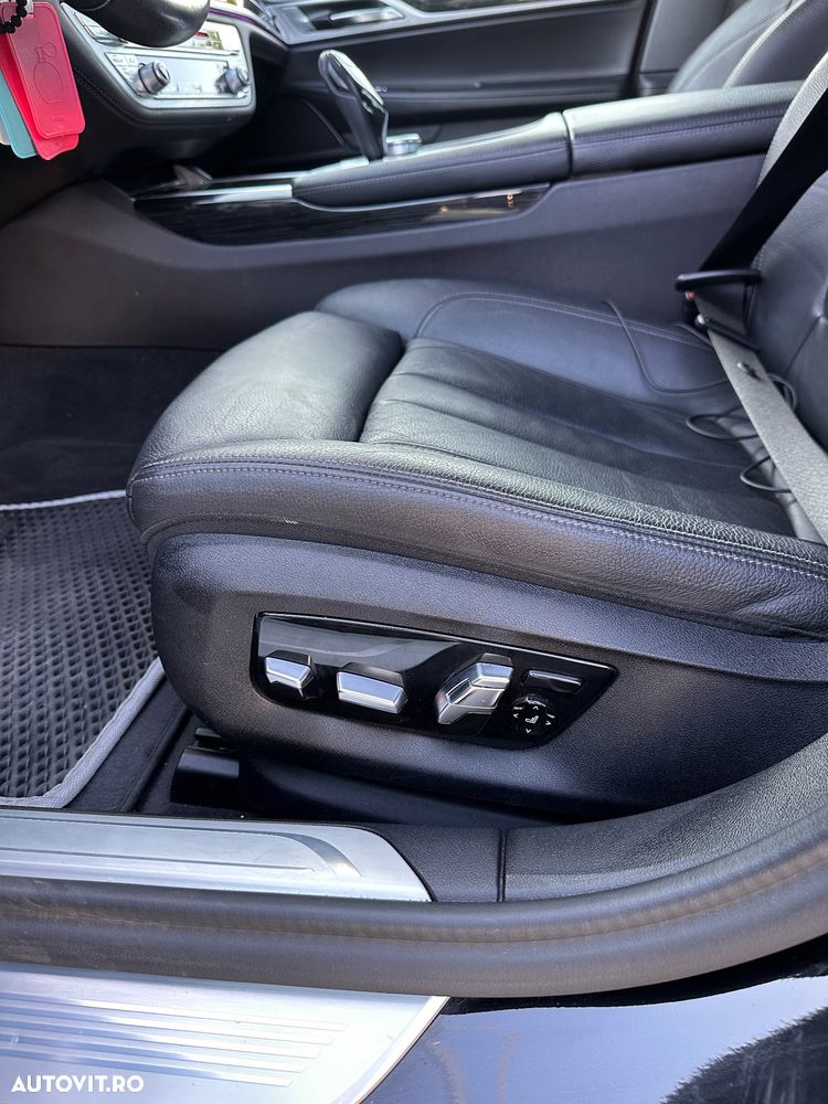BMW Seria 7 - 16
