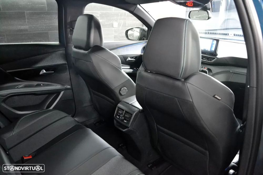 Peugeot 3008 1.5 BlueHDi Allure Pack EAT8 - 25