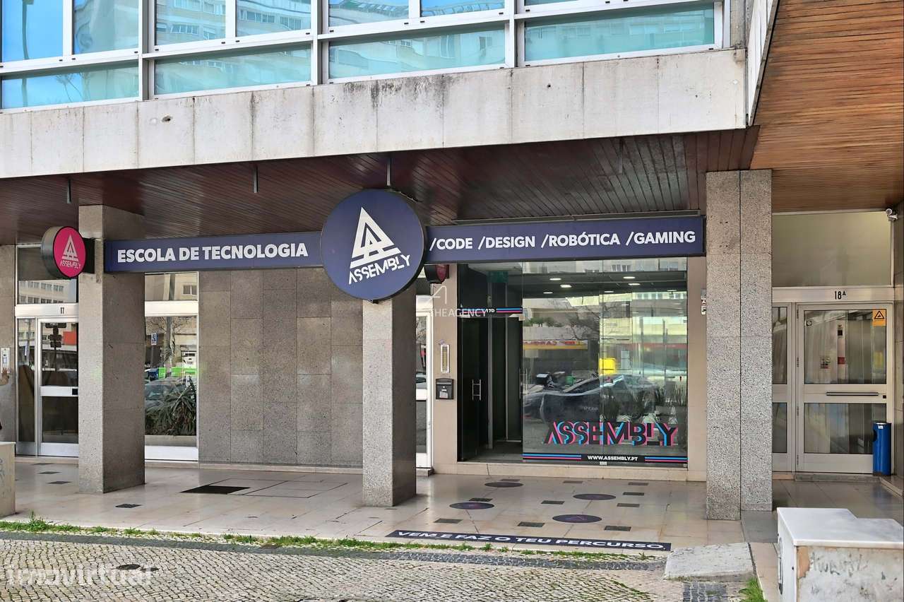 Loja na Praça de Alvalade, com dois pisos, e versatilidade para adapta - Grande imagem: 2/23