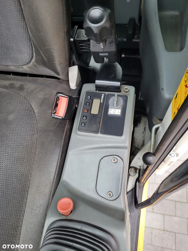 Liebherr A914 compact / ROTOTILT ze szczypcami / 2017rok /SUPER STAN / - 25