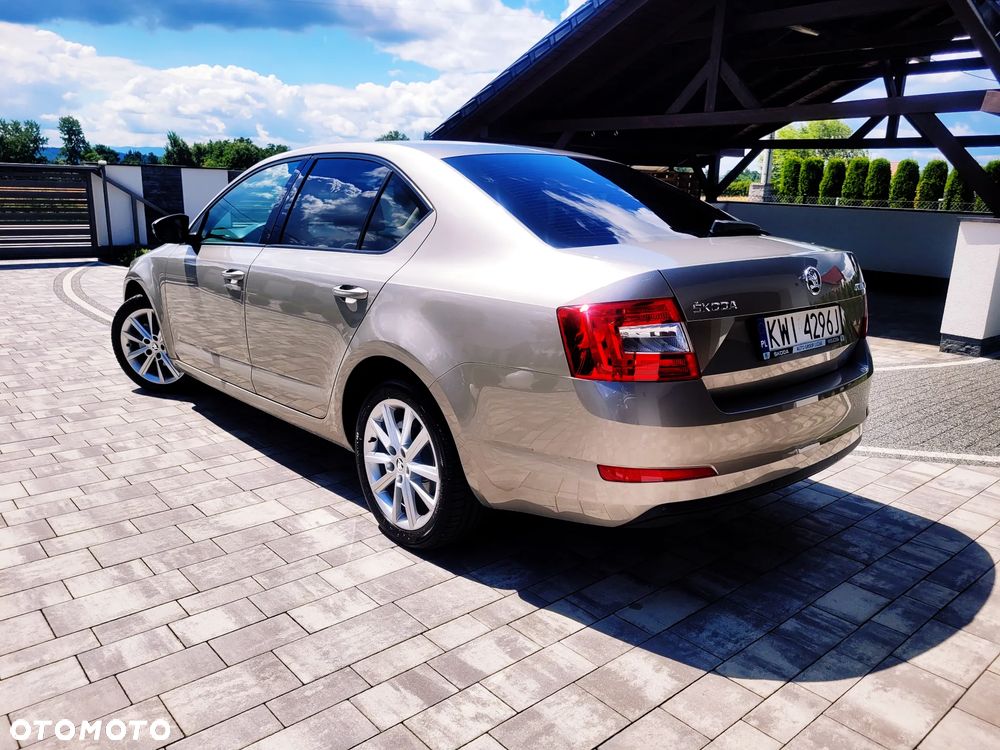 Skoda Octavia 1.4 TSI Ambition - 4