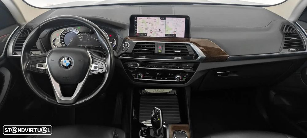BMW X3 20 d xDrive Line Luxury - 26