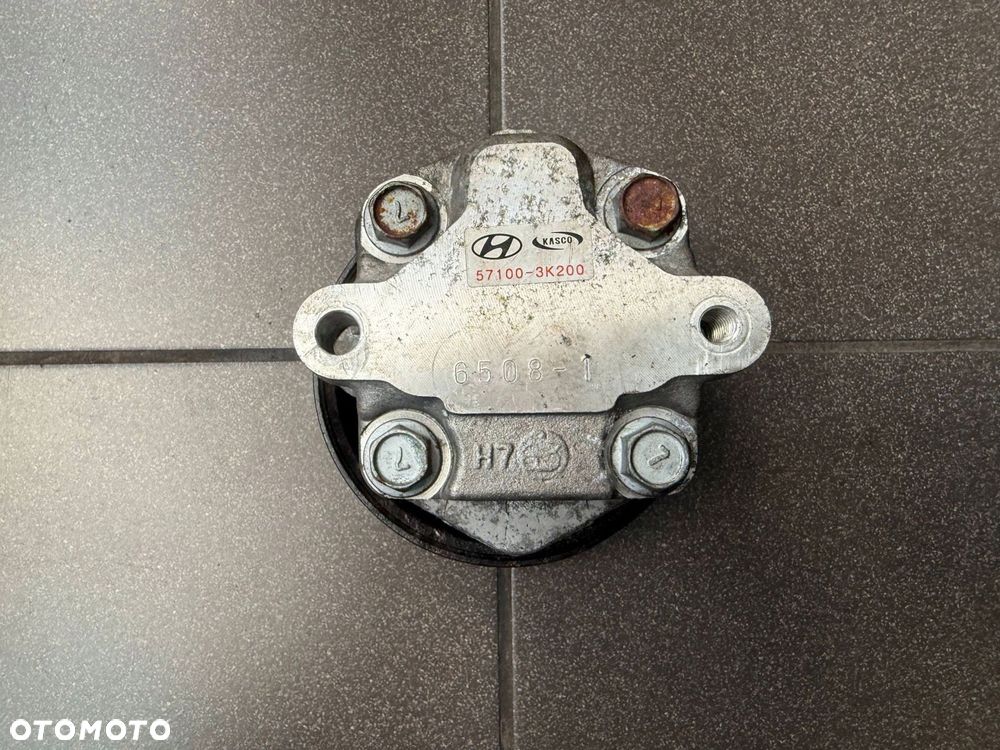 POMPA WSPOMAGANIA 2.0 CRDI HYUNDAI KIA 57100-3K200 - 3