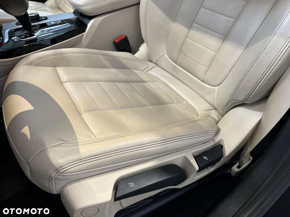 BMW X4 xDrive20d - 14