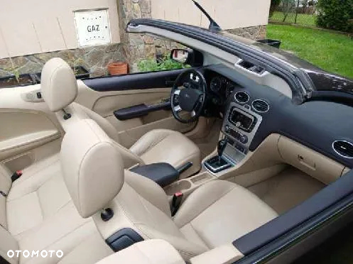 Ford Focus CC 2.0 Titanium - 10