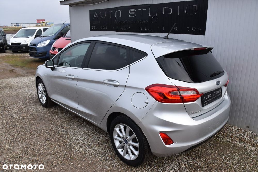 Ford Fiesta 1.0 EcoBoost S&S TITANIUM X - 35