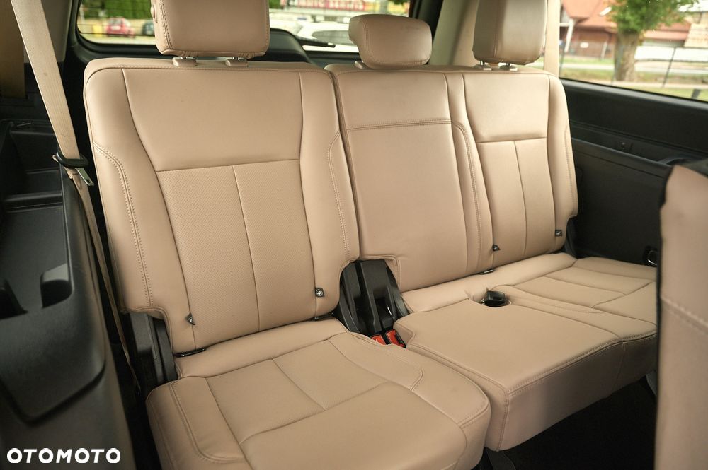 Ford Expedition - 27