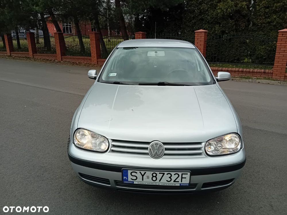 Volkswagen Golf 1.4 Comfortline - 2