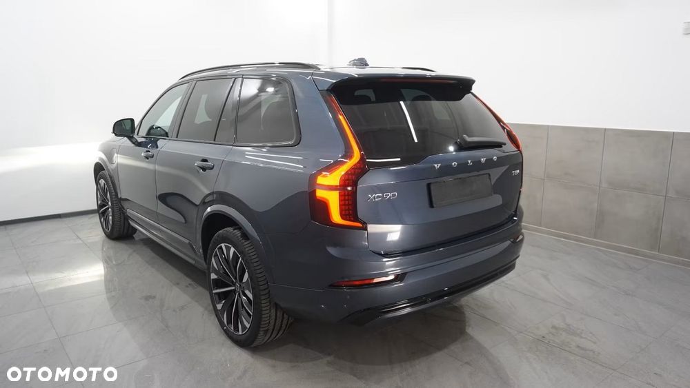 Volvo XC 90 T8 AWD Plus Dark - 3