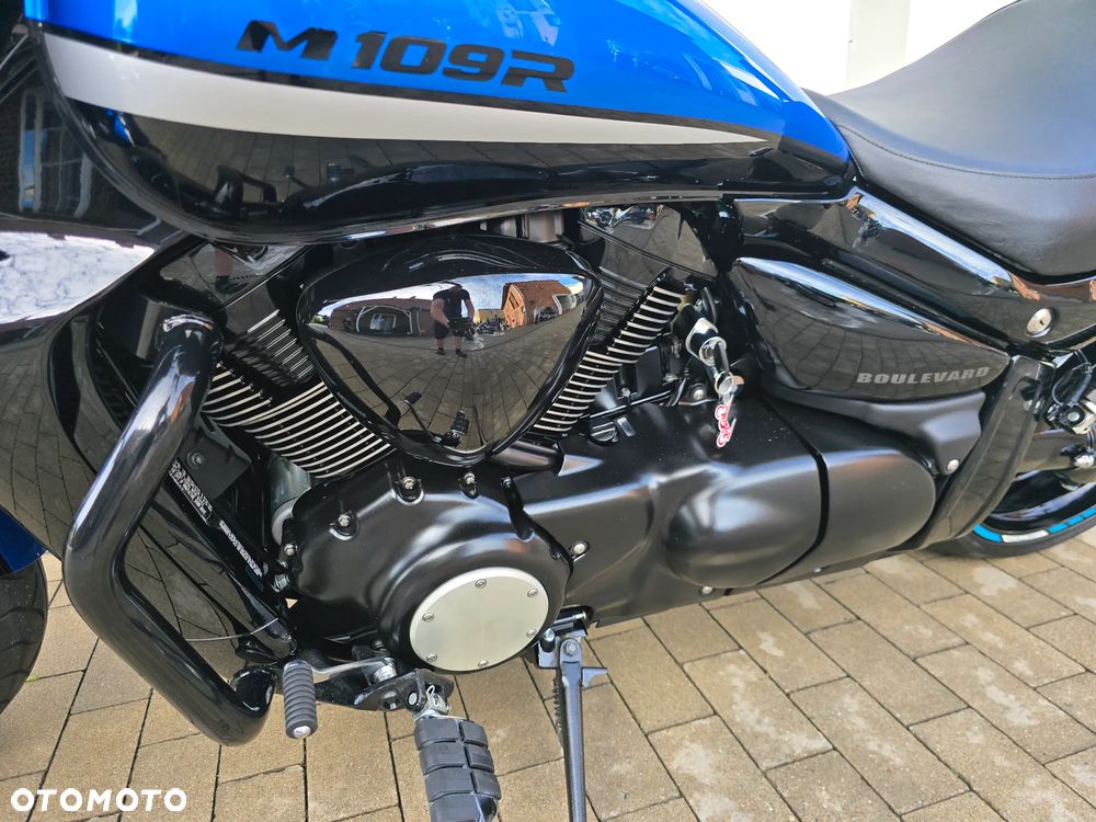 Suzuki Boulevard - 12