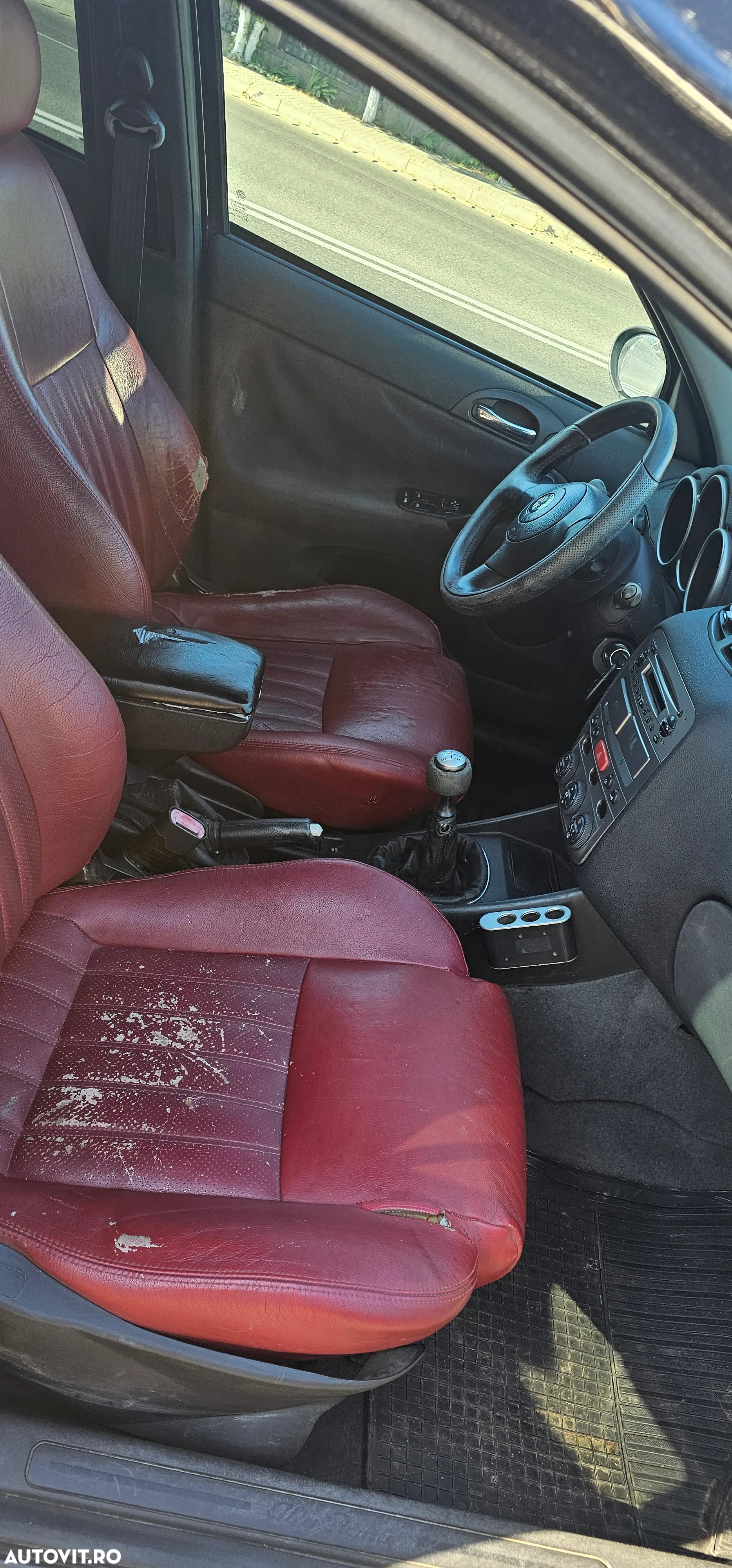 Alfa Romeo 147 1.9 JTD Medium - 7
