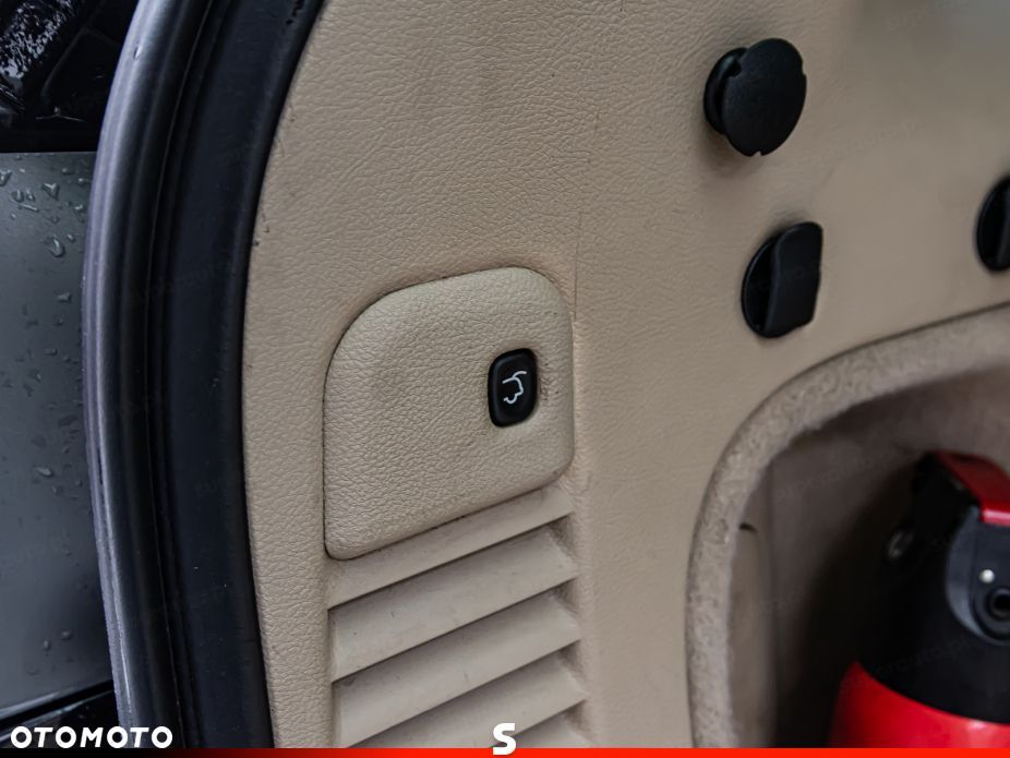 Jeep Grand Cherokee - 35