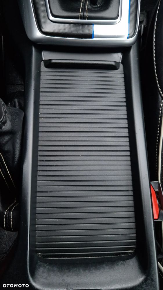 Volvo V40 D2 RDesign - 33