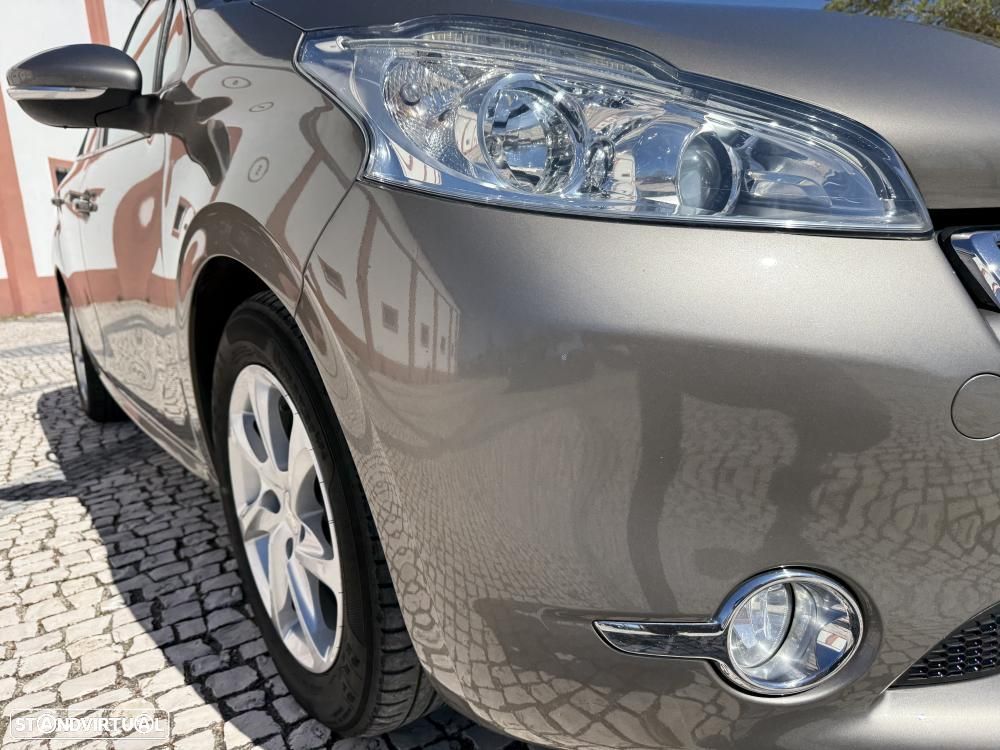 Peugeot 208 1.4 HDi SE Style - 8