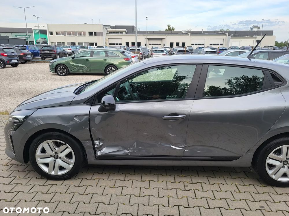 Renault Clio 1.0 TCe Evolution - 28
