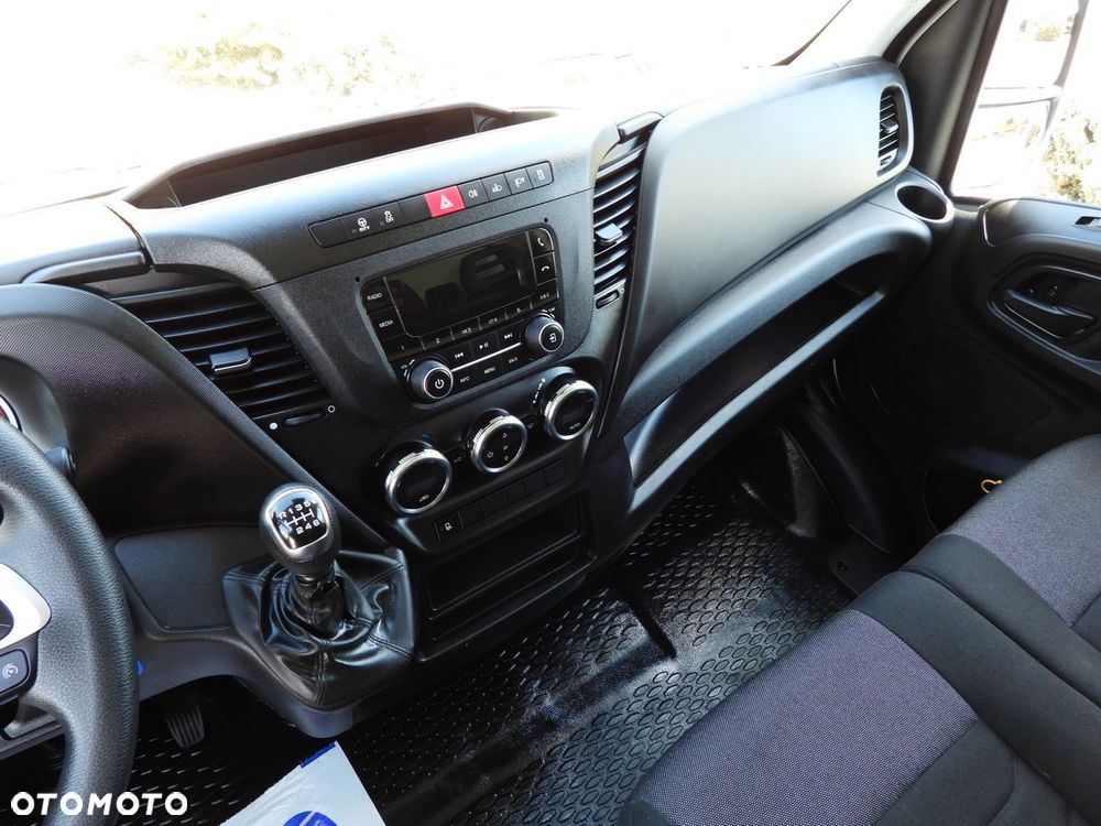Iveco DAILY 35C16 KONTENER WINDA 8 PALET TEMPOMAT BLIŹNIACZE KOŁA KLIMATYZACJA  160KM - 33