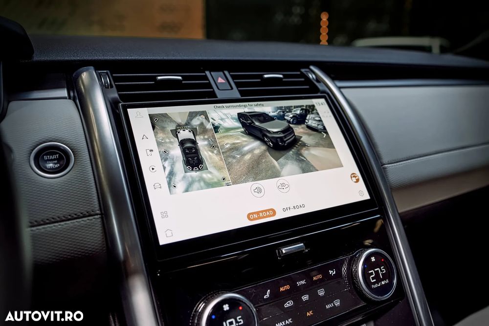 Land Rover Discovery 3.0D 250 MHEV R-Dynamic HSE - 29