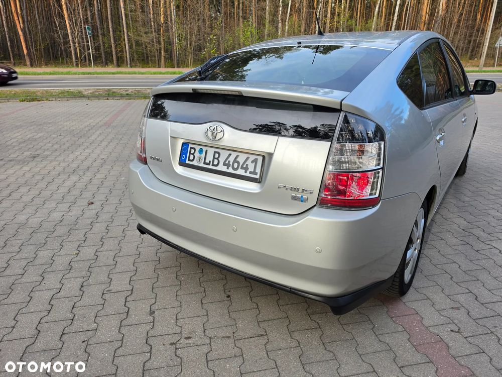 Toyota Prius 1.5 VVT-i Prestige - 9