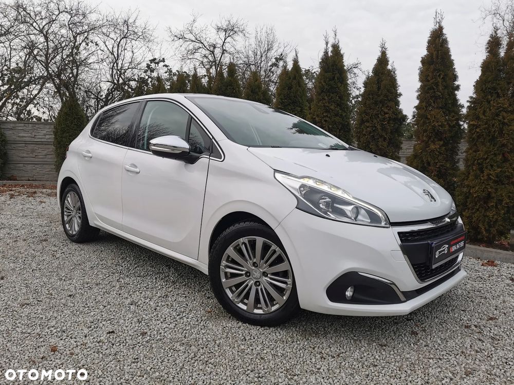 Peugeot 208 Blue-HDi 100 Stop&Start Style