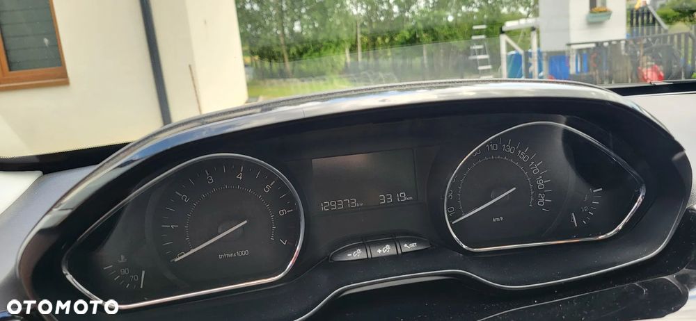 Peugeot 2008 PureTech 82 Style - 2