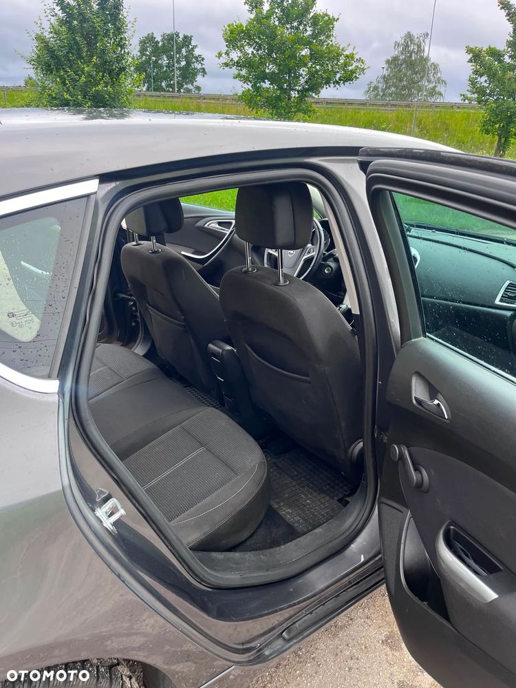 Opel Astra 1.6 Turbo Sport - 18