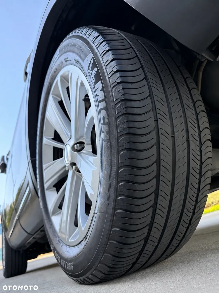 Ford Explorer - 10