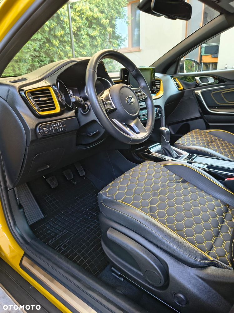 Kia XCeed 1.4 T-GDI L Business Line - 10
