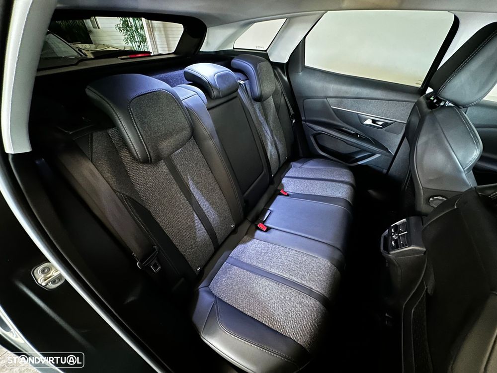 Peugeot 3008 1.5 BlueHDi Allure - 31