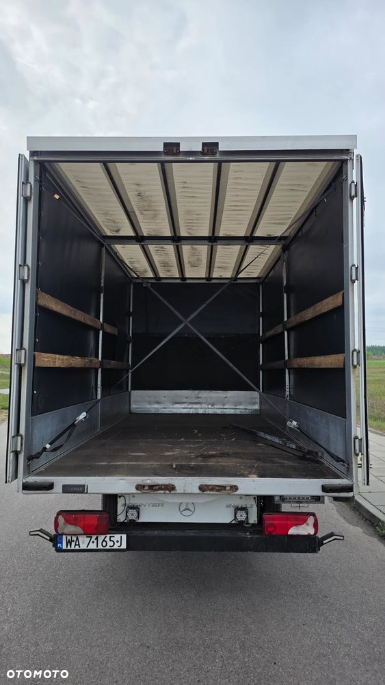 Mercedes-Benz Sprinter - 8