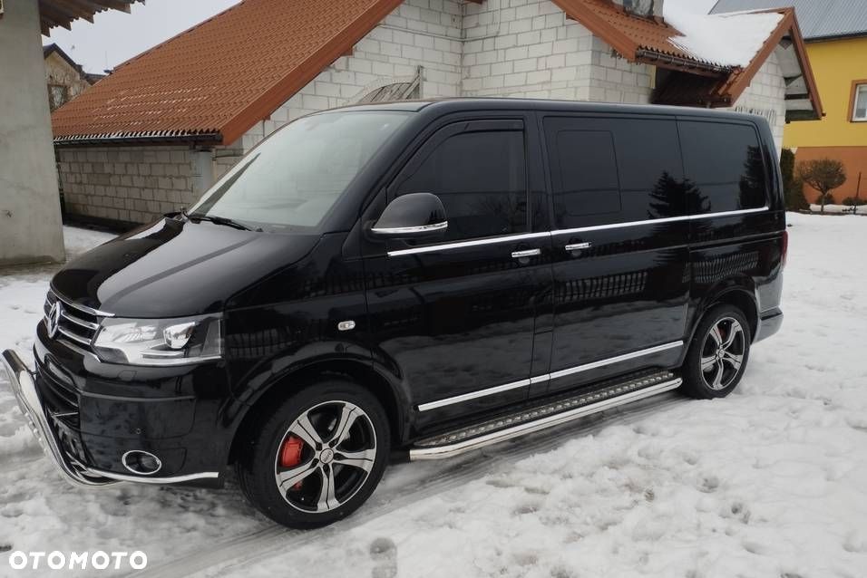 Volkswagen Multivan - 2