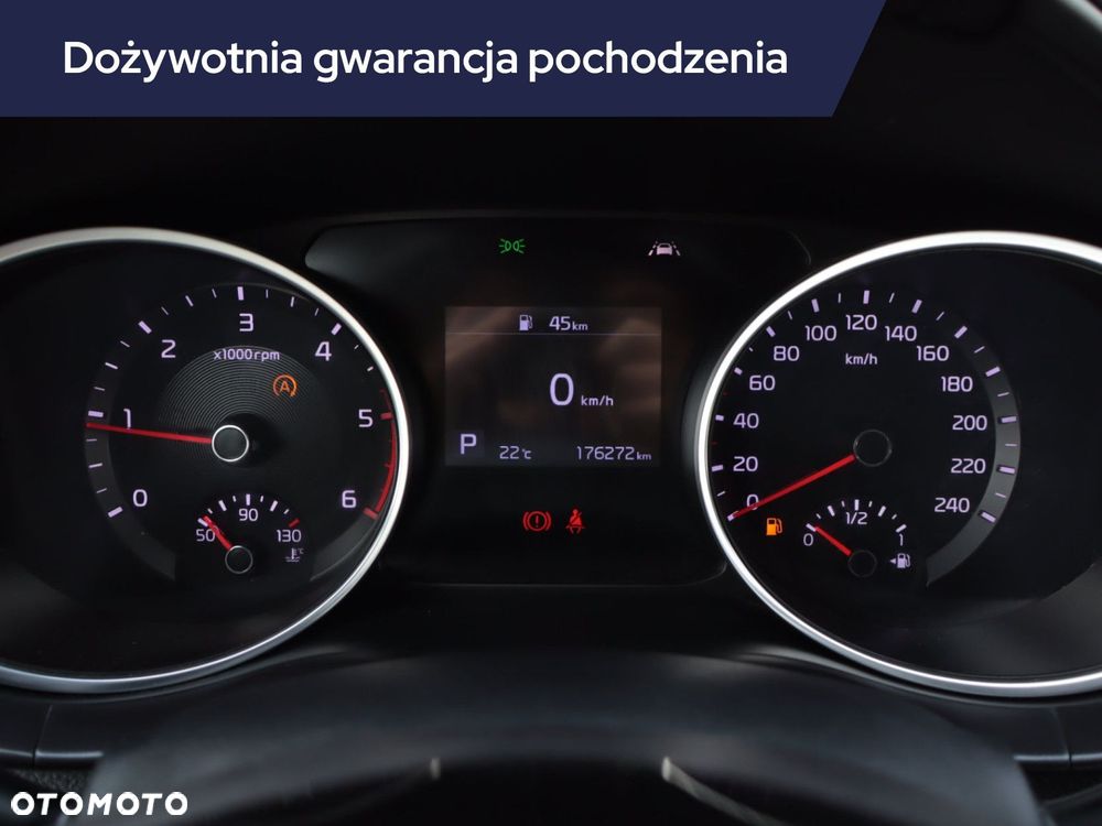 Kia Ceed - 13