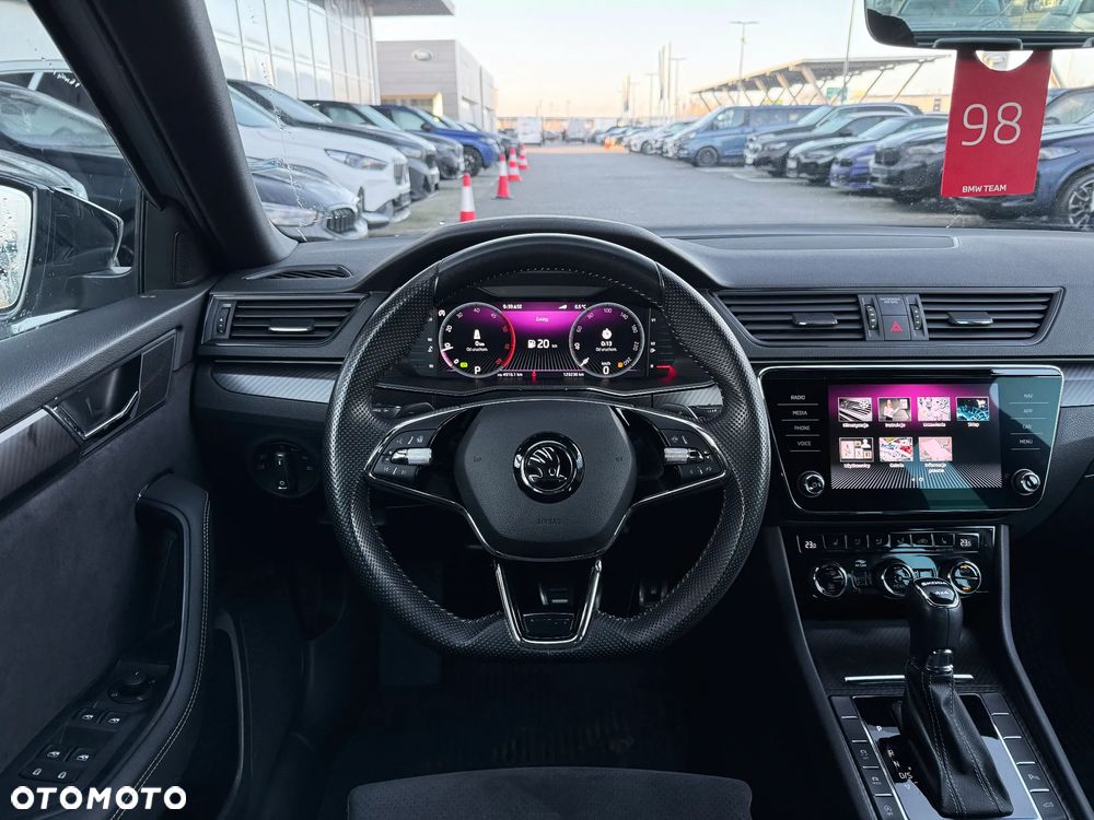 Skoda Superb 2.0 TDI SCR 4x4 Sportline DSG - 31