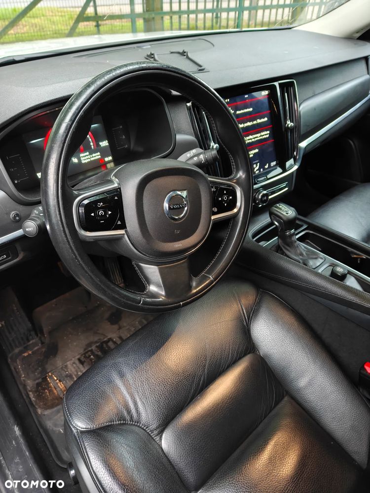 Volvo V90 D3 Momentum - 30
