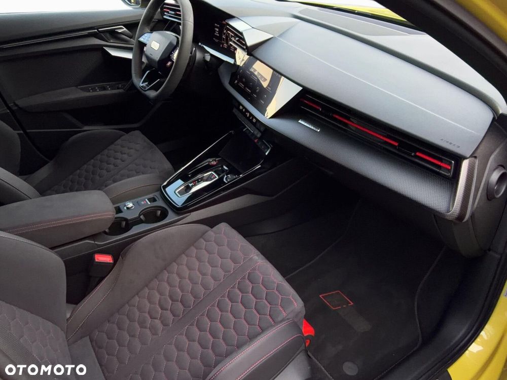 Audi RS3 Sportback - 13