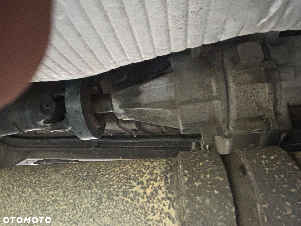Jeep Grand Cherokee 4.7 Overland - 27