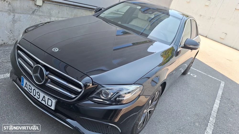 Mercedes-Benz E 300 de Avantgarde 4Matic - 1