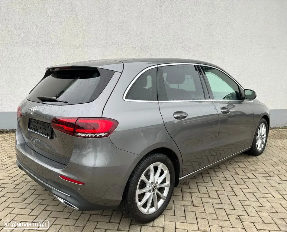 Mercedes-Benz B 200 AMG Line - 4