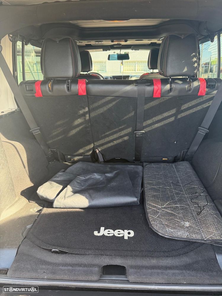 Jeep Wrangler 3.6 Auto Rubicon 10th Anniversary - 15