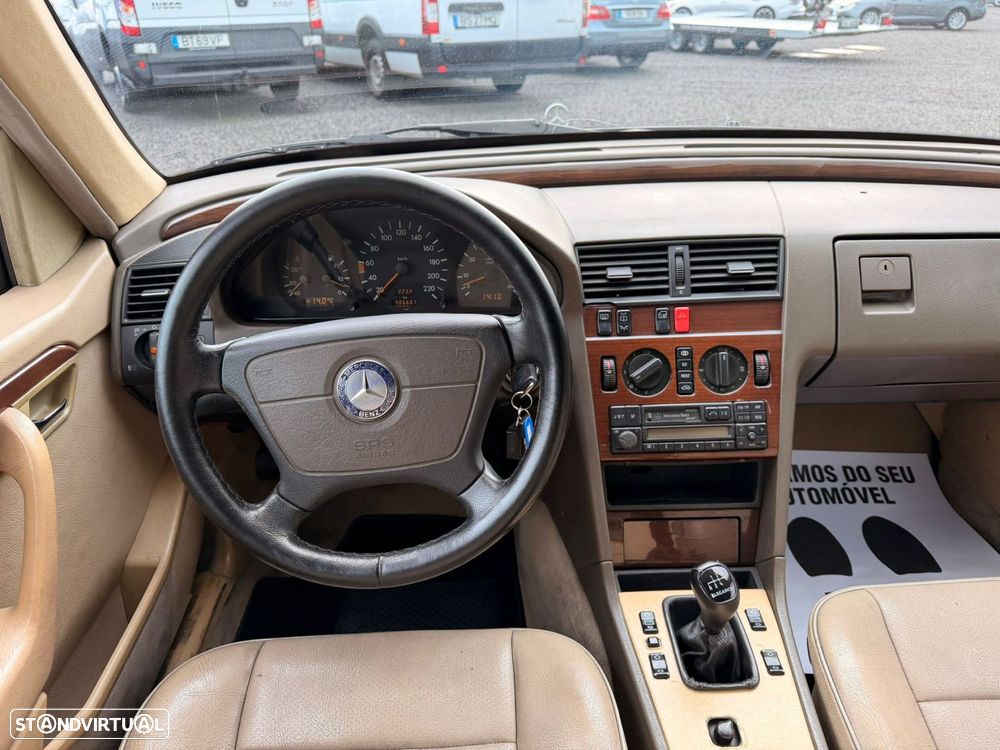 Mercedes-Benz C 250 D Sport - 14